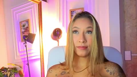 Alessia online show from 04-20-26, 10:07