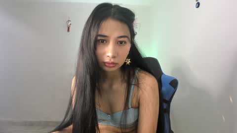 Snapshot of alessiavix chatting on 12-26-24, 04:25 Alessia Meow online show from 12-26-24, 04:25