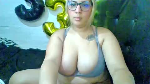 Snapshot of alessiia_gold chatting on 05-18-26, 04:18 alessiia_gold online show from 05-18-26, 04:18