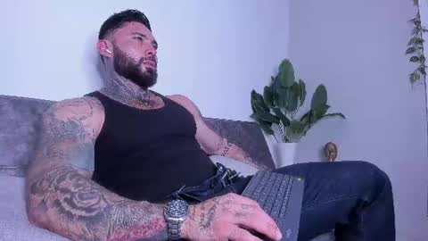 Snapshot of alessrose22 chatting on 07-16-26, 10:49 Aless Rose online show from 07-16-26, 10:49