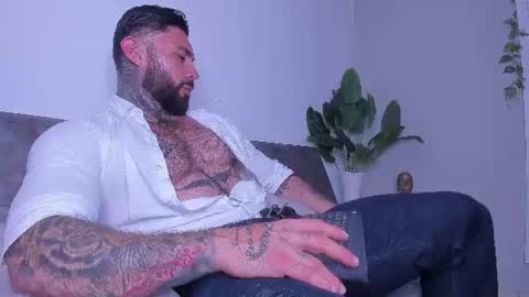 Snapshot of alessrose22 chatting on 07-18-26, 12:04 Aless Rose online show from 07-18-26, 12:04