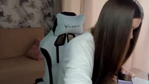 Aletta Oushen online show from 09-20-25, 10:27