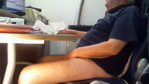 alex47100 online show from 12-26-24, 09:11