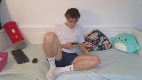 Alex83530 online show from 12-21-25, 09:27