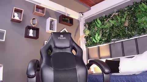 Snapshot of alex__montesco chatting on 03-04-25, 12:01 Alex online show from 03-04-25, 12:01