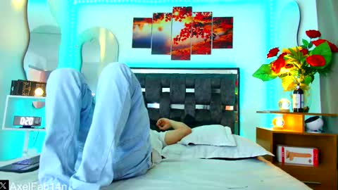 sneider online show from 02-24-25, 06:47