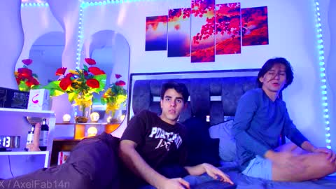 sneider online show from 10-13-25, 08:42