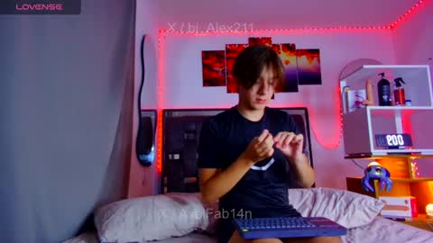 Snapshot of alex_and_fabian chatting on 07-14-26, 03:00 sneider online show from 07-14-26, 03:00
