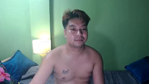 Snapshot of alex_babex chatting on 03-27-26, 08:09 Steve online show from 03-27-26, 08:09