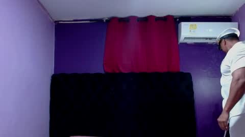 Snapshot of alex_bigcumvez chatting on 05-04-26, 11:34 perseuz online show from 05-04-26, 11:34