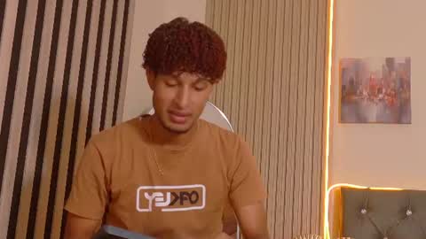 Snapshot of alex_bloom_ chatting on 08-02-26, 04:38 Alexander online show from 08-02-26, 04:38