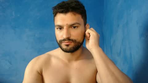 Snapshot of alex_blu chatting on 06-11-26, 12:32 Alex online show from 06-11-26, 12:32
