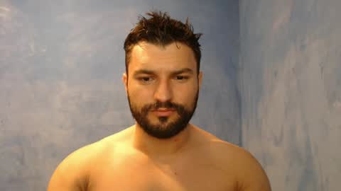 Snapshot of alex_blu chatting on 06-18-26, 11:25 Alex online show from 06-18-26, 11:25