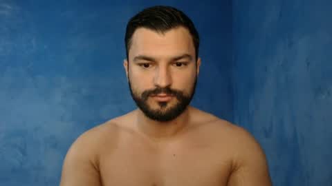 Snapshot of alex_blu chatting on 06-19-26, 02:38 Alex online show from 06-19-26, 02:38