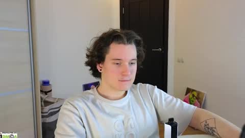 Snapshot of alex_candy_pump chatting on 03-12-25, 04:08 FAVORITE online show from 03-12-25, 04:08
