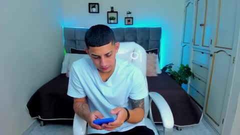 alex online show from 01-24-25, 12:20