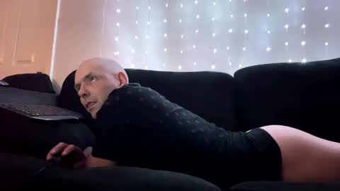 Snapshot of alex_essex69 chatting on 10-14-25, 12:00 alex_essex69 online show from 10-14-25, 12:00