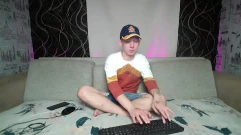 Snapshot of alex_foxy_man chatting on 09-23-25, 07:06 Alex online show from 09-23-25, 07:06