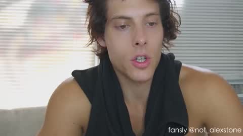 Alex Stone online show from 10-31-25, 07:15