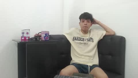 alex_it0 online show from 05-22-26, 01:50