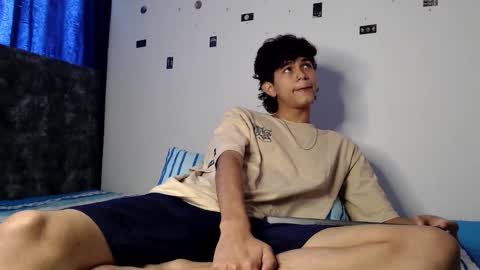 Snapshot of alex_mark_ chatting on 05-15-26, 06:59 alex_mark_ online show from 05-15-26, 06:59