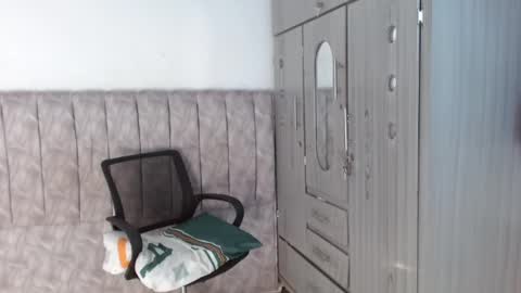 Snapshot of alex_martin47 chatting on 05-01-26, 10:14 alex online show from 05-01-26, 10:14