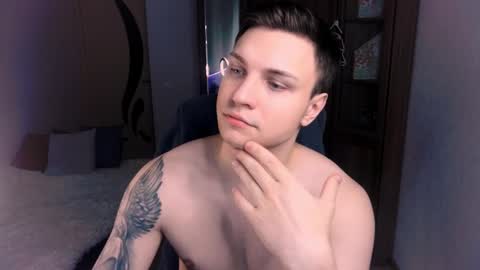 Snapshot of alex_milson chatting on 12-13-24, 12:42 alex_milson online show from 12-13-24, 12:42