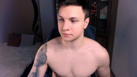 Snapshot of alex_milson chatting on 12-17-24, 02:12 alex_milson online show from 12-17-24, 02:12