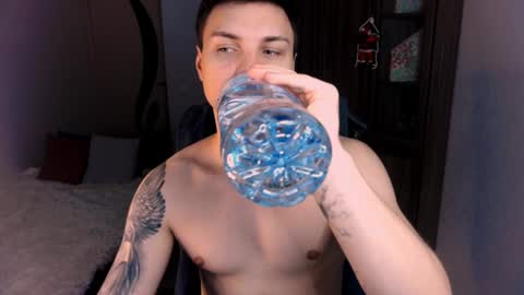 Snapshot of alex_milson chatting on 12-20-24, 02:08 alex_milson online show from 12-20-24, 02:08