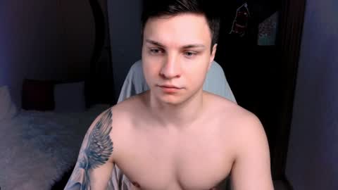 Snapshot of alex_milson chatting on 12-25-24, 06:09 alex_milson online show from 12-25-24, 06:09