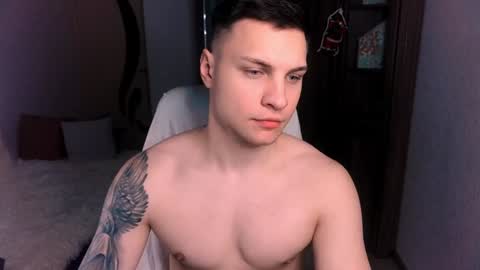 Snapshot of alex_milson chatting on 12-28-24, 02:33 alex_milson online show from 12-28-24, 02:33