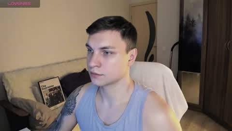 Snapshot of alex_milson chatting on 10-06-25, 04:15 alex_milson online show from 10-06-25, 04:15