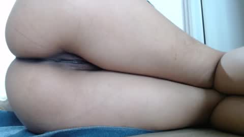 Nicha online show from 10-19-25, 04:35