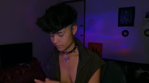 Alex online show from 12-19-25, 04:08