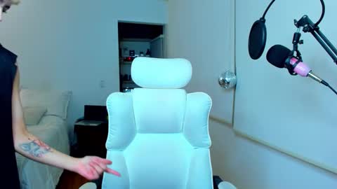 Snapshot of alex_poett chatting on 02-06-26, 06:40 Residente0xxx online show from 02-06-26, 06:40