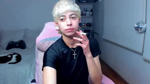 Snapshot of alex_poett chatting on 03-03-26, 06:30 Residente0xxx online show from 03-03-26, 06:30