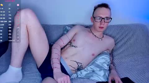 Snapshot of alex_silent chatting on 06-17-26, 06:42 alex_silent online show from 06-17-26, 06:42