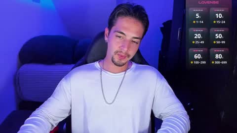 Snapshot of alex_smith0 chatting on 01-19-25, 03:39 online show from 01-19-25, 03:39