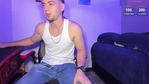 Snapshot of alex_smith0 chatting on 10-04-25, 11:36 online show from 10-04-25, 11:36