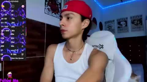 Alex online show from 06-11-26, 03:43