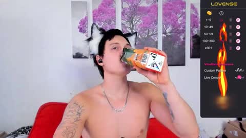 Alex WandHot online show from 11-01-25, 08:49