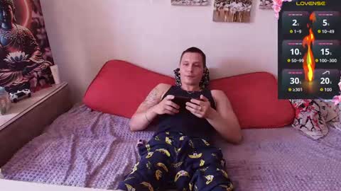 Snapshot of alex_wandhot chatting on 07-07-26, 06:58 Alex WandHot online show from 07-07-26, 06:58