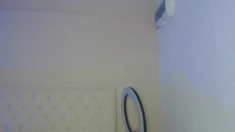 Snapshot of alexa__11 chatting on 06-24-26, 12:59 alexa__11 online show from 06-24-26, 12:59