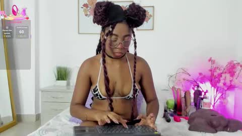 alexa_cortes23 online show from 11-17-25, 11:05