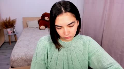 Snapshot of alexa_dolly chatting on 12-13-24, 05:49 Alexa online show from 12-13-24, 05:49