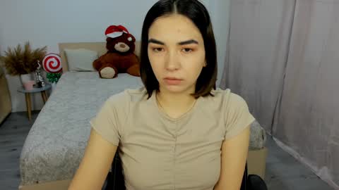 Snapshot of alexa_dolly chatting on 12-17-24, 06:24 Alexa online show from 12-17-24, 06:24