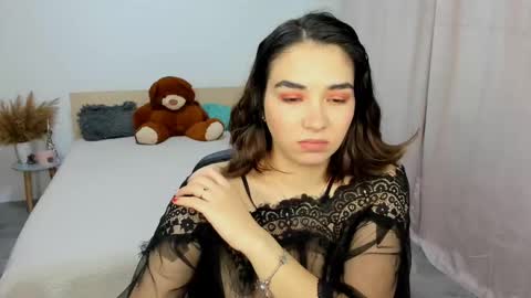 Snapshot of alexa_dolly chatting on 02-17-25, 06:09 Alexa online show from 02-17-25, 06:09