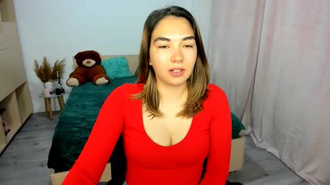 Snapshot of alexa_dolly chatting on 09-29-25, 05:45 Alexa online show from 09-29-25, 05:45