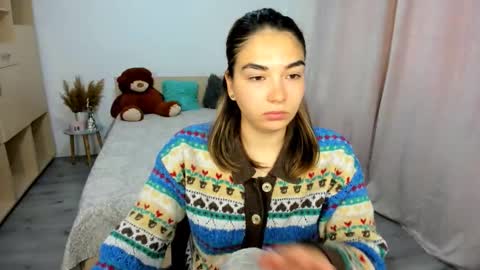 Snapshot of alexa_dolly chatting on 10-04-25, 06:33 Alexa online show from 10-04-25, 06:33