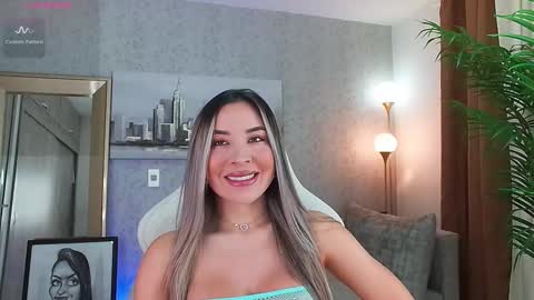 Alejandra online show from 12-04-25, 12:09